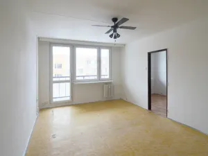 Prodej bytu 3+1, Praha - Modřany, Mádrova, 70 m2