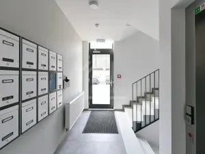 Prodej bytu 2+kk, Praha - Vysočany, V Předním Hloubětíně, 57 m2