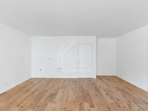 Prodej bytu 2+kk, Praha - Vysočany, V Předním Hloubětíně, 54 m2