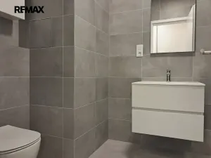 Pronájem bytu 1+kk, Praha - Modřany, Zlochova, 49 m2