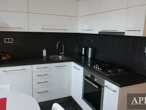 Prodej bytu 3+1, Uherský Brod, Neradice, 80 m2