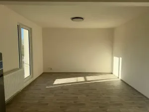 Pronájem bytu 1+kk, Nehvizdy, Vestecká, 38 m2