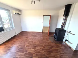 Prodej bytu 3+1, Koštice, 73 m2