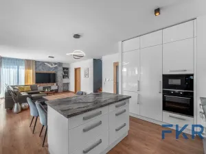 Prodej rodinného domu, Zásmuky, Za Tofou, 143 m2