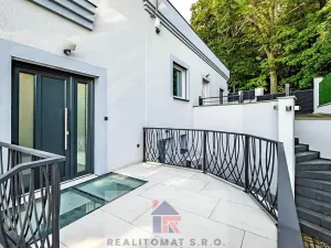 Pronájem rodinného domu, Praha - Komořany, Pod lesem, 127 m2