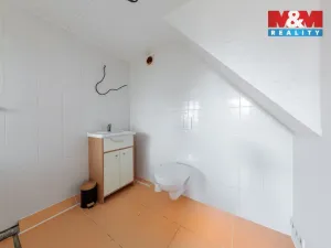 Prodej činžovního domu, Karlovy Vary - Stará Role, Svobodova, 192 m2