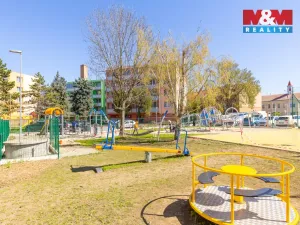 Prodej bytu 3+1, Pohořelice, nám. Svobody, 72 m2