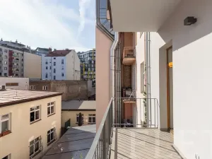Pronájem bytu 2+kk, Praha - Libeň, Lihovarská, 43 m2