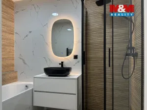 Prodej bytu 3+1, Karviná - Mizerov, tř. Těreškovové, 66 m2