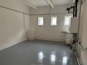 Pronájem skladu, Ostrov, 130 m2