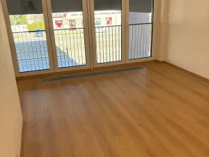 Pronájem bytu 1+kk, Praha - Hloubětín, Poděbradská, 42 m2