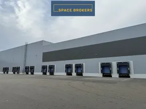 Pronájem skladu, Modřice, 8163 m2