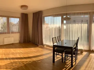 Pronájem bytu 2+kk, Praha - Malešice, Univerzitní, 51 m2