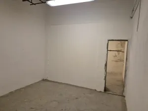 Pronájem skladu, Praha - Řepy, Skuteckého, 141 m2