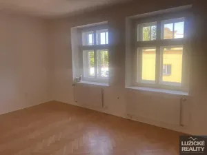 Pronájem bytu 2+1, Cvikov, Československé armády, 79 m2