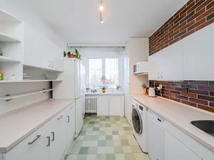 Prodej bytu 3+1, Ostrava, Mojmírovců, 67 m2