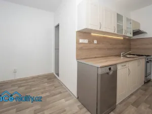 Pronájem bytu 2+1, Týniště nad Orlicí, Družstevní, 58 m2