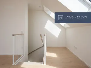 Prodej bytu 3+kk, Pohořelice, U Kasáren, 78 m2