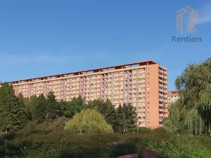 Pronájem bytu 3+1, Praha - Kobylisy, Famfulíkova, 70 m2