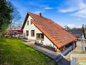 Prodej rodinného domu, Kamenice, Lomená, 161 m2