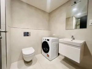 Pronájem bytu 1+kk, Praha - Vysočany, Poděbradská, 33 m2