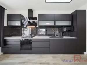 Pronájem bytu 3+kk, Karlovy Vary, Dubová, 83 m2