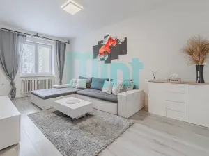 Prodej bytu 3+1, Ostrava, Sokolská třída, 75 m2