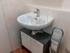 Prodej bytu 1+kk, Praha - Troja, Hnězdenská, 41 m2