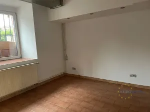 Prodej obchodního prostoru, Praha - Nusle, Na Jezerce, 74 m2