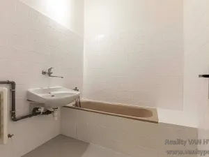 Prodej bytu 4+1, Žatec, náměstí Svobody, 117 m2