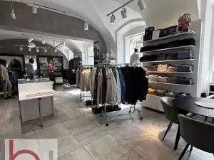 Pronájem obchodního prostoru, České Budějovice, Piaristická, 65 m2