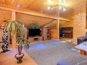 Prodej rodinného domu, Pržno, 197 m2