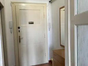 Pronájem bytu 1+kk, Praha - Braník, Ke Krči, 30 m2