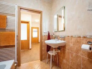 Prodej rodinného domu, Rosice, Malackova, 162 m2