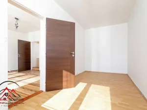 Pronájem bytu 2+1, Ostrava, Rezkova, 45 m2