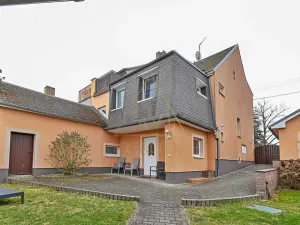 Prodej rodinného domu, Hřebeč, nám. Draha, 150 m2