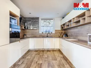 Prodej rodinného domu, Česká Lípa, Boženy Němcové, 204 m2