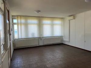 Pronájem obchodního prostoru, Losiná, 300 m2