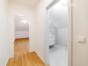 Prodej bytu 1+kk, Praha - Zbraslav, Elišky Přemyslovny, 30 m2