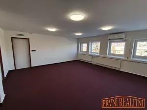 Pronájem kanceláře, Uherský Brod, Vazová, 69 m2