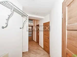 Prodej atypického bytu, Praha - Vršovice, Žitomírská, 47 m2