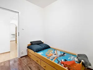 Pronájem bytu 3+1, Praha - Hlubočepy, Lamačova, 69 m2