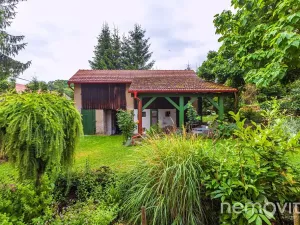 Prodej vícegeneračního domu, Lobeč, 340 m2