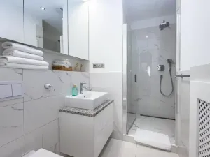 Pronájem bytu 3+1, Praha - Staré Město, Dlouhá, 84 m2