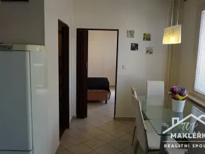 Prodej bytu 2+1, Přelouč, náměstí 17. listopadu, 64 m2