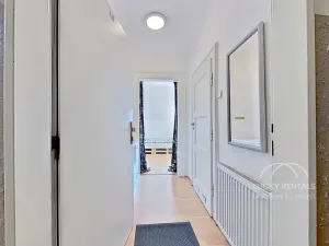 Pronájem bytu 1+kk, Praha - Braník, Branická, 33 m2