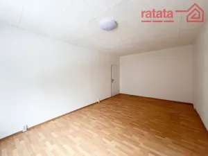 Pronájem bytu 1+1, Chomutov, Hutnická, 40 m2