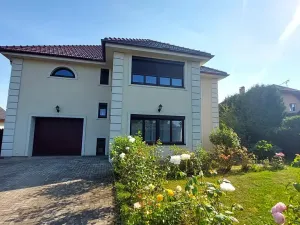 Prodej rodinného domu, Svárov, Ptická, 326 m2