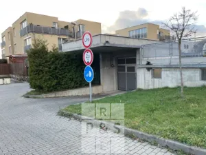 Prodej garáže, Praha, Formanská, 19 m2