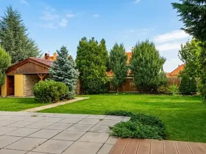 Pronájem rodinného domu, Louny, Platanová, 230 m2